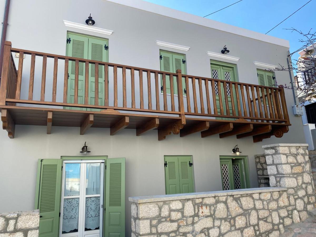 Luca'S Houses Chalki Town Zewnętrze zdjęcie